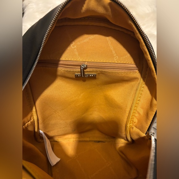 💛💚DAVID JONES  PARIS 
Black Leather 🎒 BACKPACK.💛💚 - Picture 15 of 15